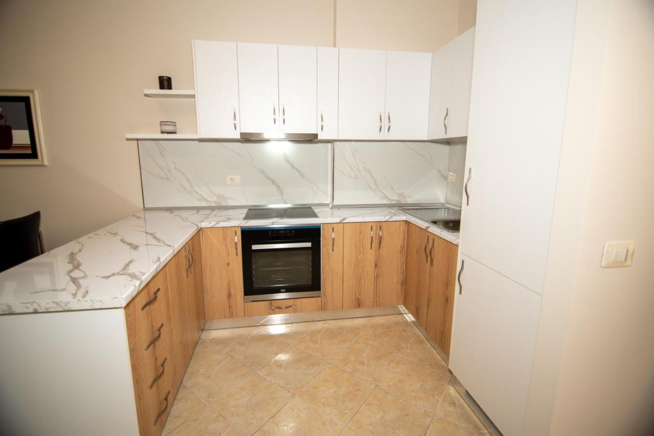 Ami Apartament Vlore Exterior photo